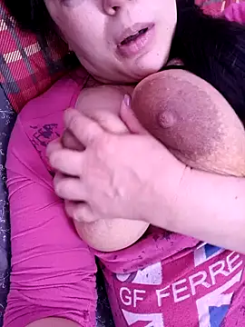 Snapshot of LeilaSaint chatting on 12.09.24 LeilaSaint online show from 12.09.24