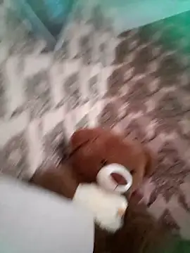 Snapshot of LeilaSaint chatting on 11.12.25 LeilaSaint online show from 11.12.25