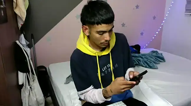 sorry-mom69 online show from 01.26.25