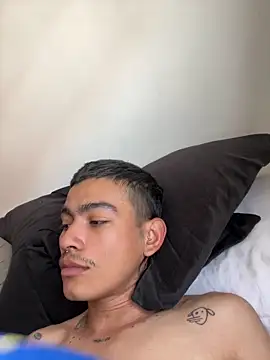 sorry-mom69 online show from 11.30.25