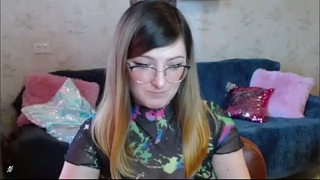 Arielsssplash online show from 10.30.25