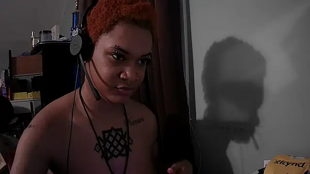 nickytheehawtie online show from 05.04.26