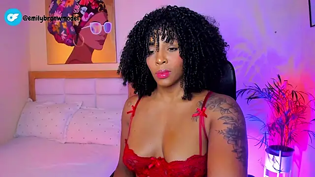 Snapshot of AitanaBrown_ chatting on 05.26.26 AitanaBrown online show from 05.26.26