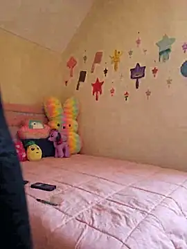 Adrina Drake online show from 11.22.25