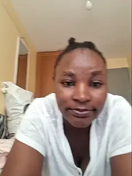 Snapshot of Samia_Queen chatting on 01.14.25 Samia Queen online show from 01.14.25