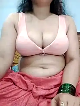 Snapshot of Daneldayna chatting on 02.03.26 Daneldayna online show from 02.03.26