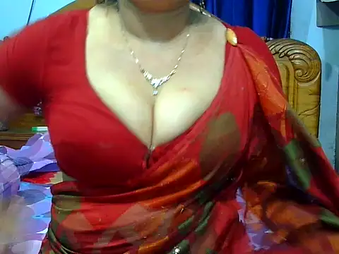 Snapshot of Daneldayna chatting on 05.12.26 Daneldayna online show from 05.12.26