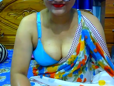 Snapshot of Daneldayna chatting on 06.09.26 Daneldayna online show from 06.09.26