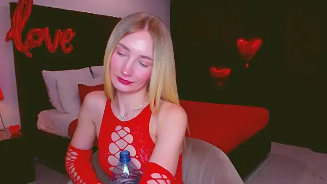 bella  rose online show from 02.17.25