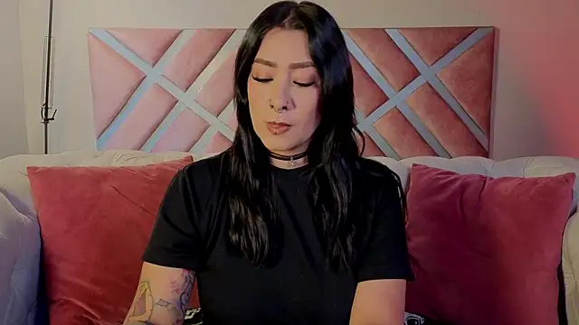  kelly hous36 online show from 05.25.26