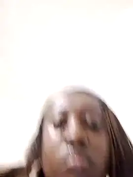 Snapshot of ShaniaBrownn chatting on 09.15.25 ShaniaBrownn online show from 09.15.25