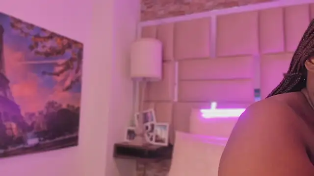 ShaniaBrownn online show from 06.06.26