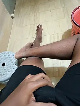 Snapshot of mkmony chatting on 02.11.25 mkmony online show from 02.11.25