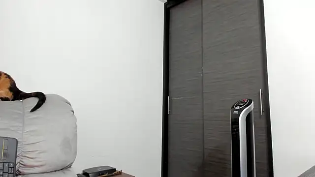 xspecialoomx online show from 03.13.25