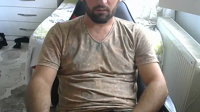 Snapshot of crazybaby5461 chatting on 10.04.25 crazybaby5461 online show from 10.04.25