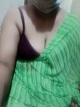 Snapshot of sangeetha4bide chatting on 10.12.25 sangeetha4bide online show from 10.12.25