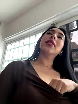 isabella jade online show from 10.29.25