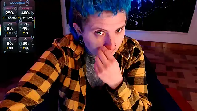 Snapshot of Marieblueeyes chatting on 01.24.25 Marieblueeyes online show from 01.24.25