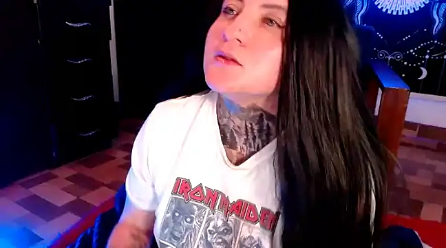 Snapshot of Marieblueeyes chatting on 02.02.25 Marieblueeyes online show from 02.02.25