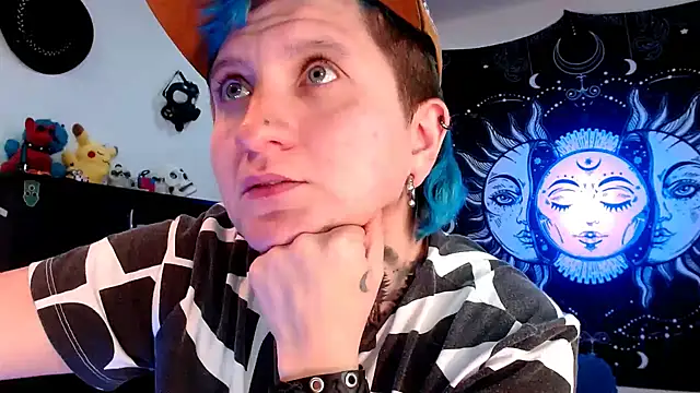 Snapshot of Marieblueeyes chatting on 02.03.25 Marieblueeyes online show from 02.03.25