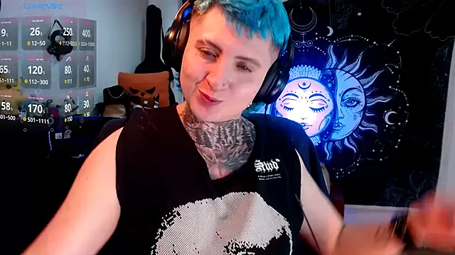 Snapshot of Marieblueeyes chatting on 02.07.25 Marieblueeyes online show from 02.07.25