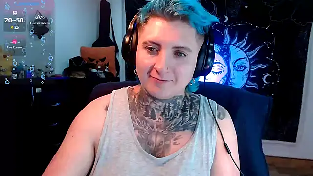 Snapshot of Marieblueeyes chatting on 02.09.25 Marieblueeyes online show from 02.09.25