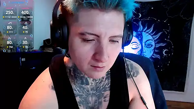 Snapshot of Marieblueeyes chatting on 02.10.25 Marieblueeyes online show from 02.10.25