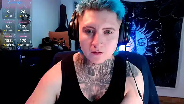 Snapshot of Marieblueeyes chatting on 02.10.25 Marieblueeyes online show from 02.10.25