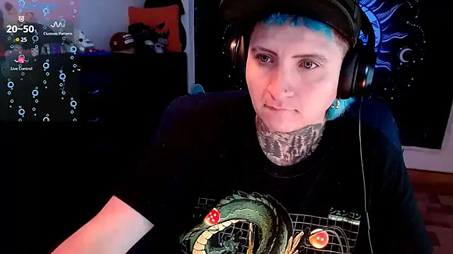 Snapshot of Marieblueeyes chatting on 02.16.25 Marieblueeyes online show from 02.16.25