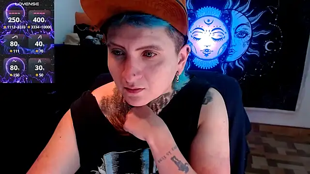 Snapshot of Marieblueeyes chatting on 02.19.25 Marieblueeyes online show from 02.19.25