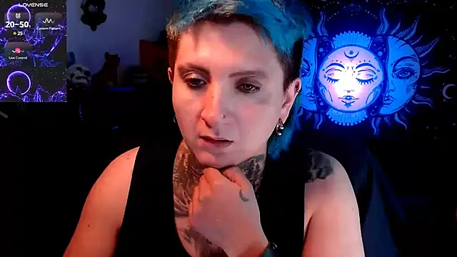 Snapshot of Marieblueeyes chatting on 02.26.25 Marieblueeyes online show from 02.26.25