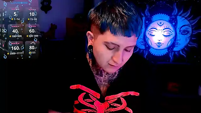 Snapshot of Marieblueeyes chatting on 03.08.25 Marieblueeyes online show from 03.08.25