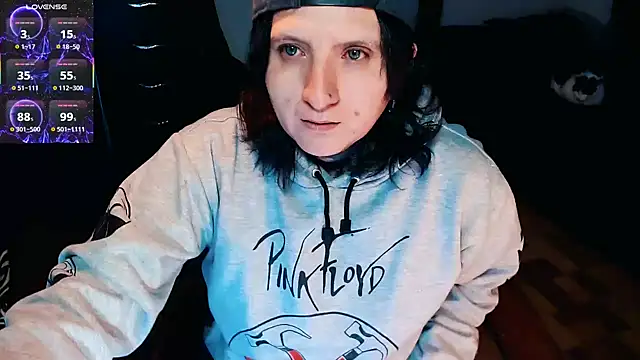 Snapshot of Marieblueeyes chatting on 10.15.25 Marieblueeyes online show from 10.15.25