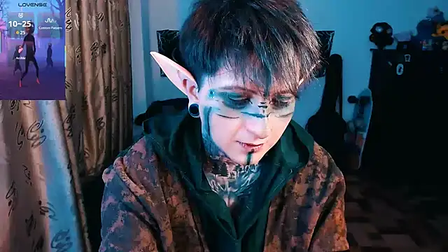 Snapshot of Marieblueeyes chatting on 10.26.25 Marieblueeyes online show from 10.26.25