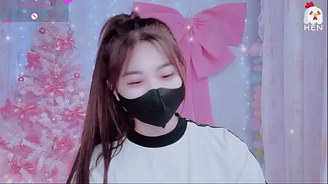 Snapshot of hen237 chatting on 01.11.26 hen237 online show from 01.11.26