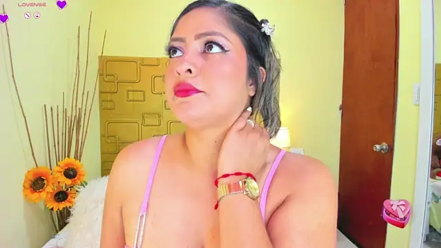 Julia Haye online show from 01.28.25