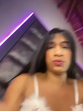 Ashly Miller online show from 05.05.26