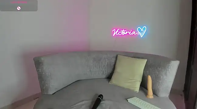 victoria 027 online show from 02.15.25