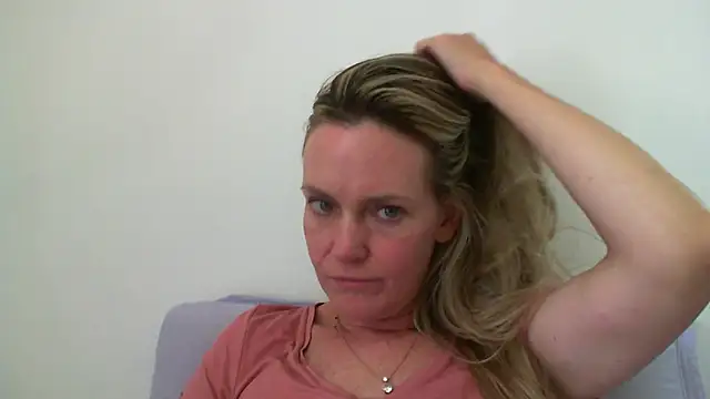 Annylove1 online show from 01.22.25