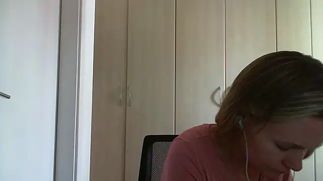 Annylove1 online show from 02.12.25