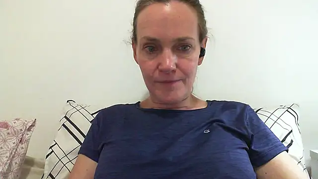 Annylove1 online show from 03.14.25