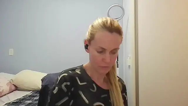 Annylove1 online show from 05.03.26