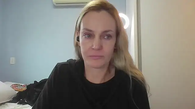 Annylove1 online show from 05.19.26