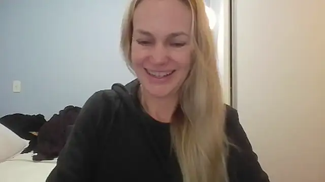 Annylove1 online show from 05.20.26