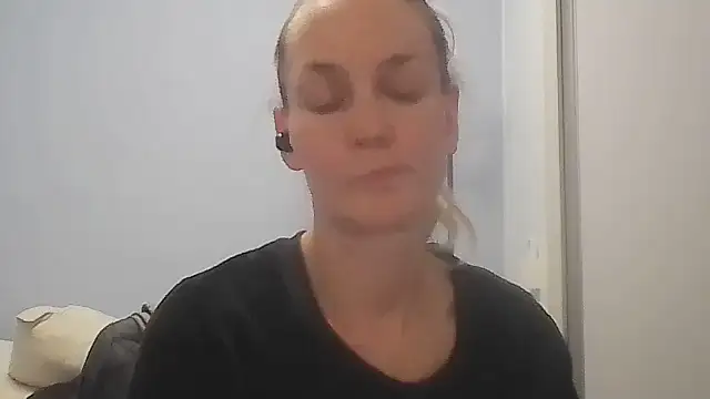 Annylove1 online show from 06.24.26