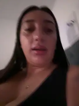 Snapshot of Hannahoff chatting on 09.24.25 Hannahoff online show from 09.24.25