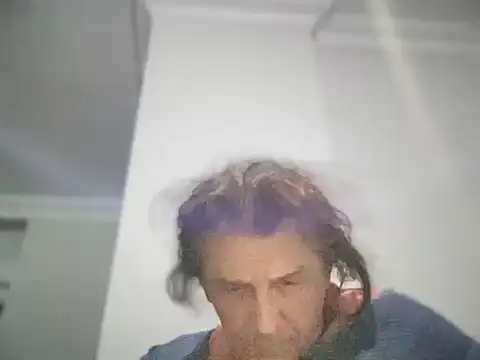 Snapshot of ALPHANDRE chatting on 11.24.25 ALPHANDRE online show from 11.24.25