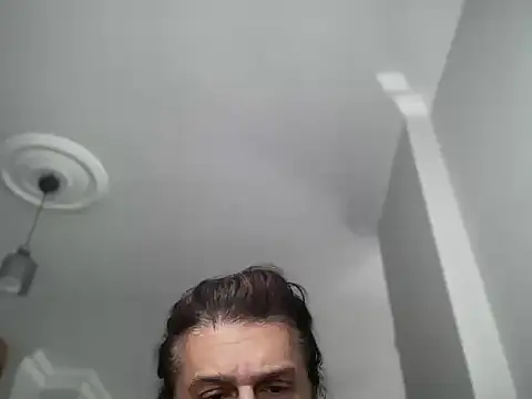 Snapshot of ALPHANDRE chatting on 11.25.25 ALPHANDRE online show from 11.25.25