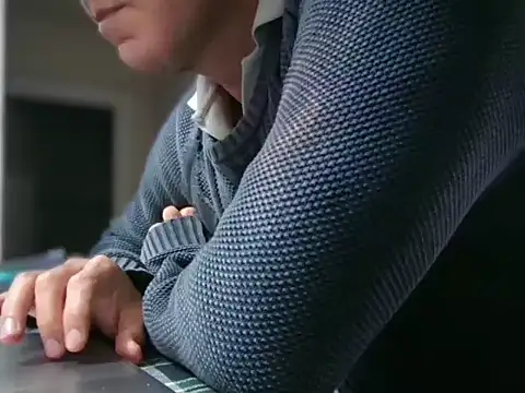 Snapshot of ALPHANDRE chatting on 01.15.26 ALPHANDRE online show from 01.15.26