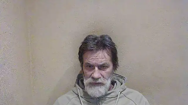 Snapshot of AlexNudo chatting on 12.31.24 AlexNudo online show from 12.31.24